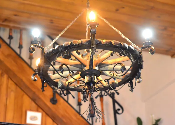 Olivia1845 Over 16 Years Old بيت ضيافة *