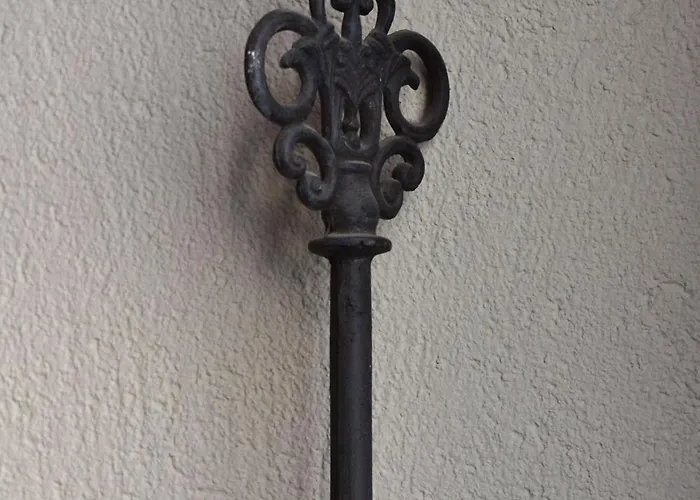 Olivia1845 Over 16 Years Old * Ayvalı