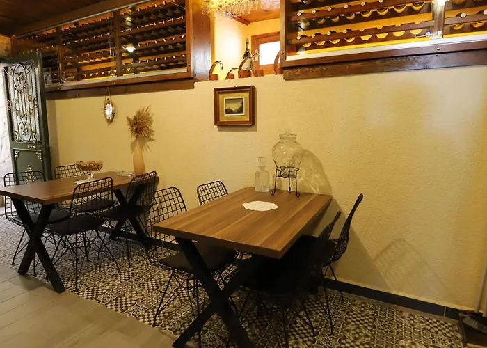 Olivia1845 Over 16 Years Old بيت ضيافة