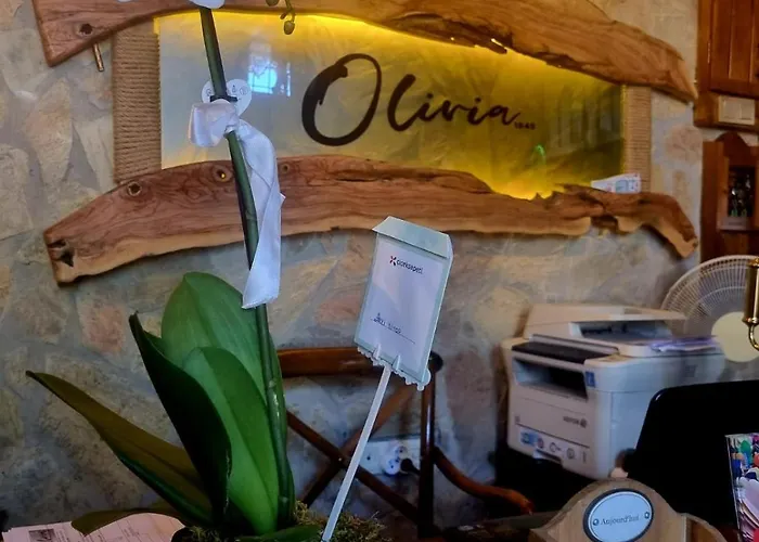 Olivia1845 Over 16 Years Old بيت ضيافة Ayvalı