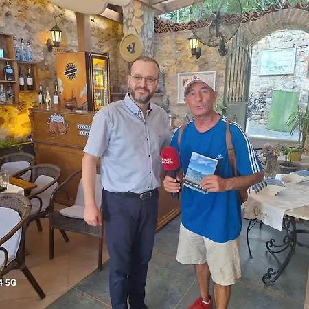 Гостьовий будинок Olivia1845 Over 16 Years Old