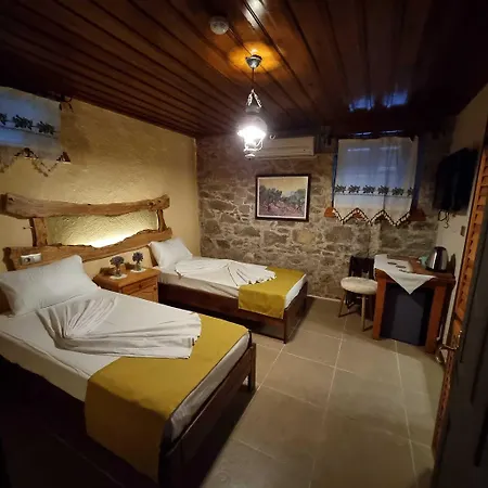 Olivia1845 Over 16 Years Old Айвалик