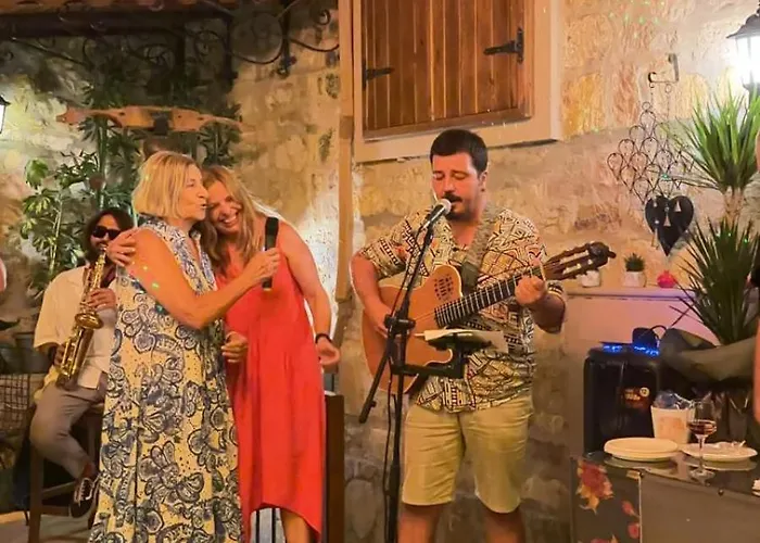 Olivia1845 Over 16 Years Old *