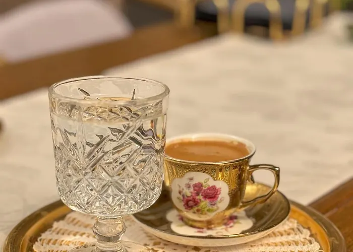 Πανσιόν Olivia1845 Over 16 Years Old Ayvalı