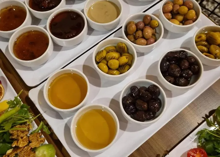 Olivia1845 Over 16 Years Old * Ayvalı